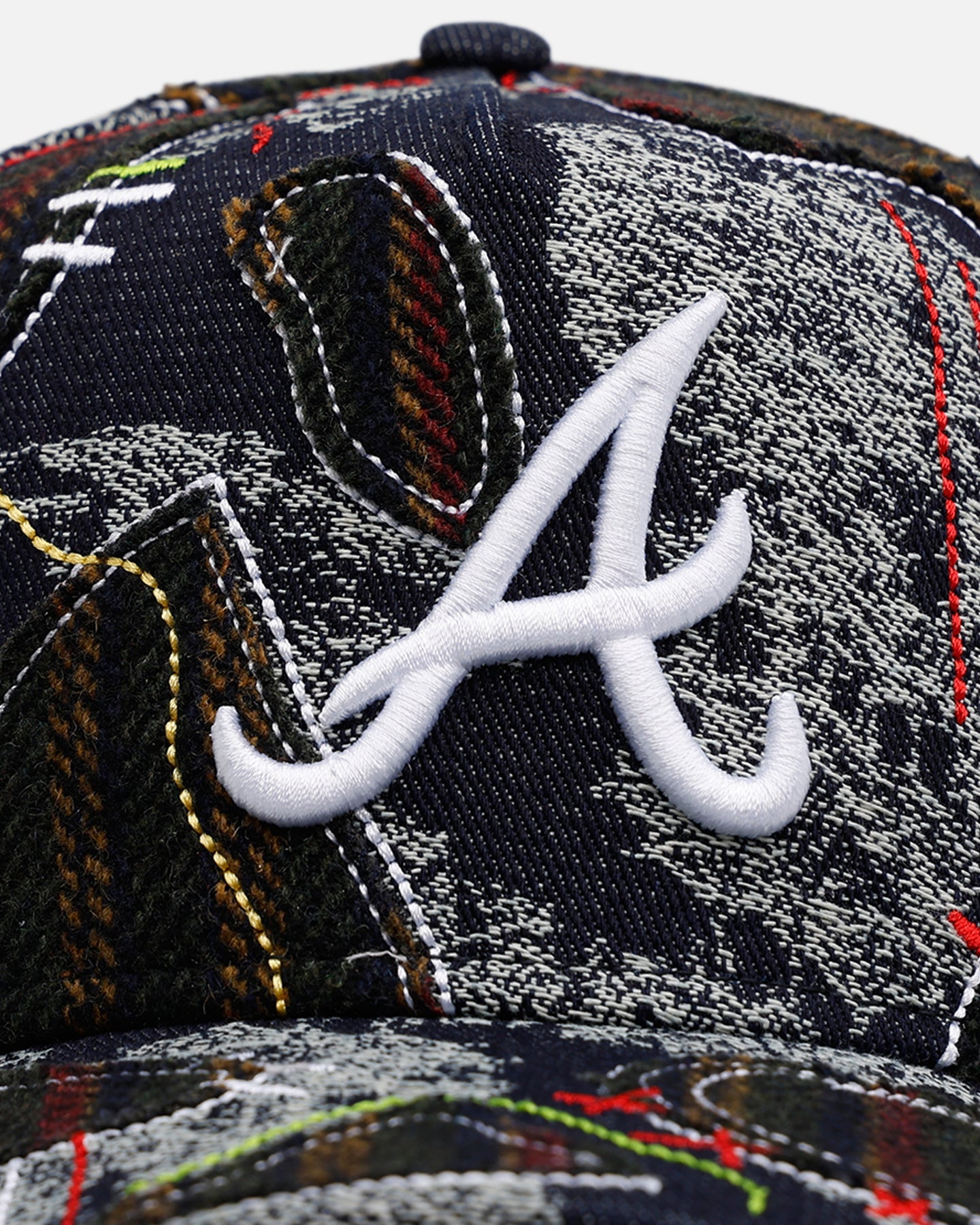 New Era Atlanta Braves 'Running Stitch' 9FORTY A-Frame Snapback Multi