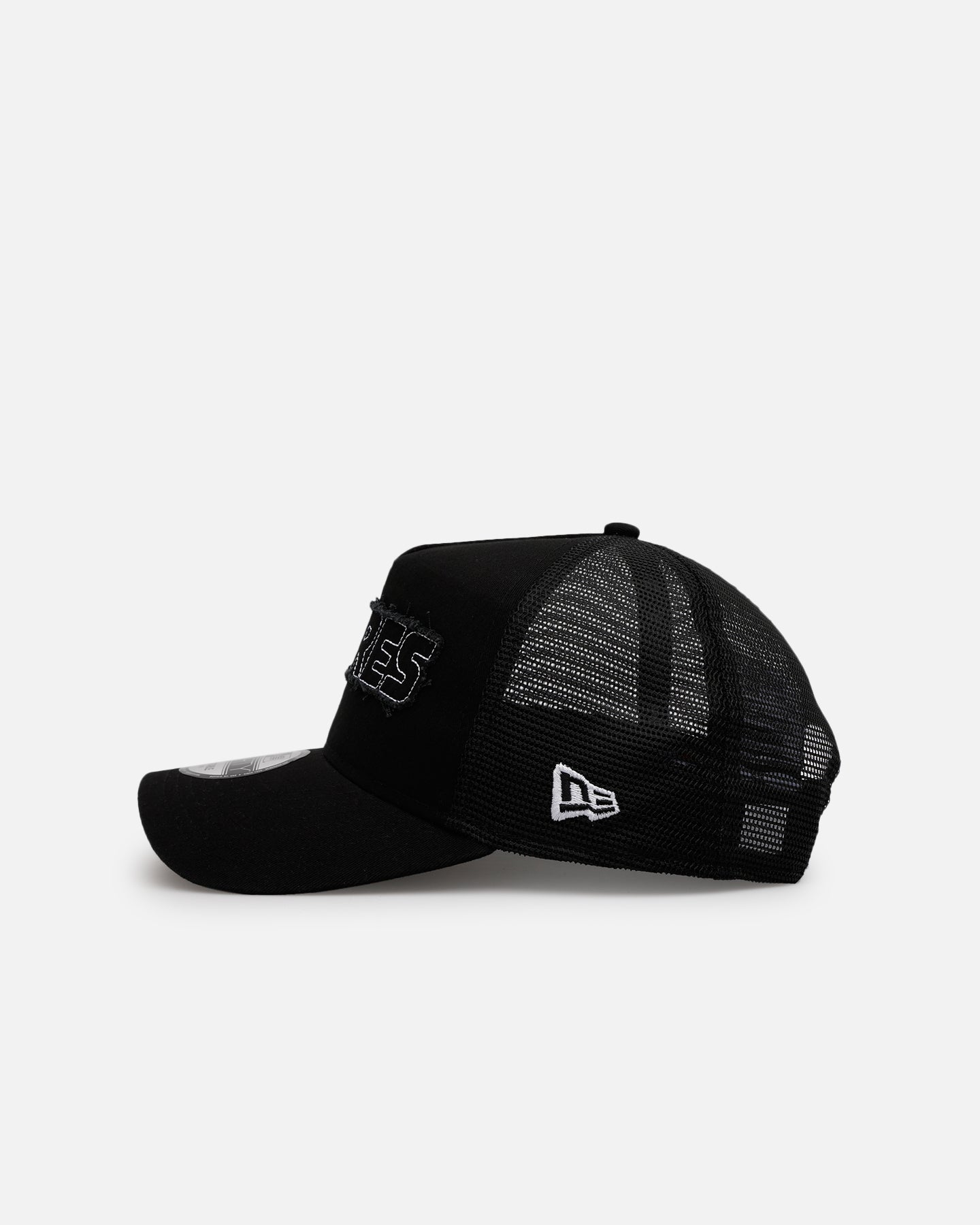 New Era San Diego Padres 'Distressed' 9FORTY A-Frame Trucker Snapback Black/White