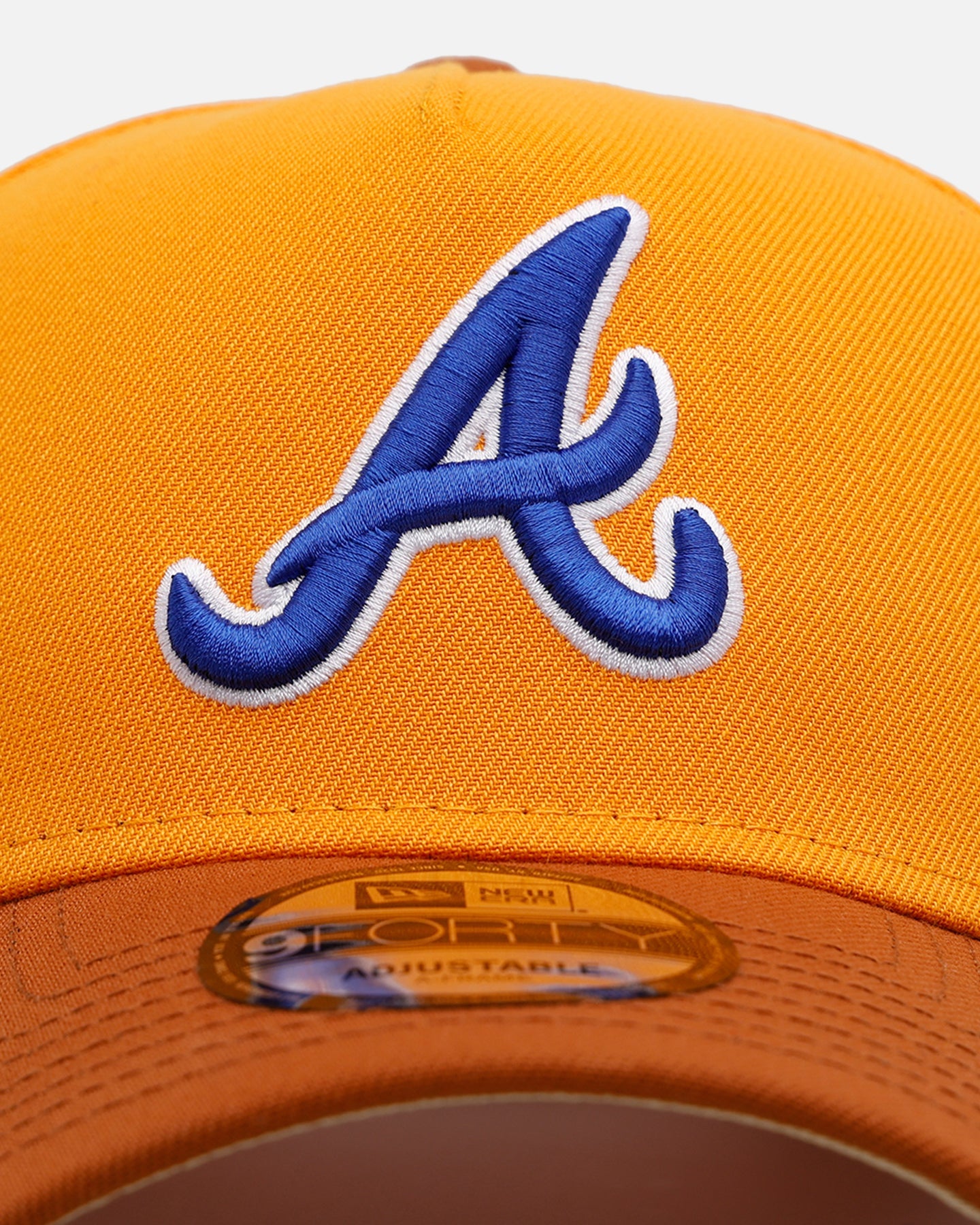New Era Atlanta Braves 'Beer' 9FORTY A-Frame Snapback Gold/Brown