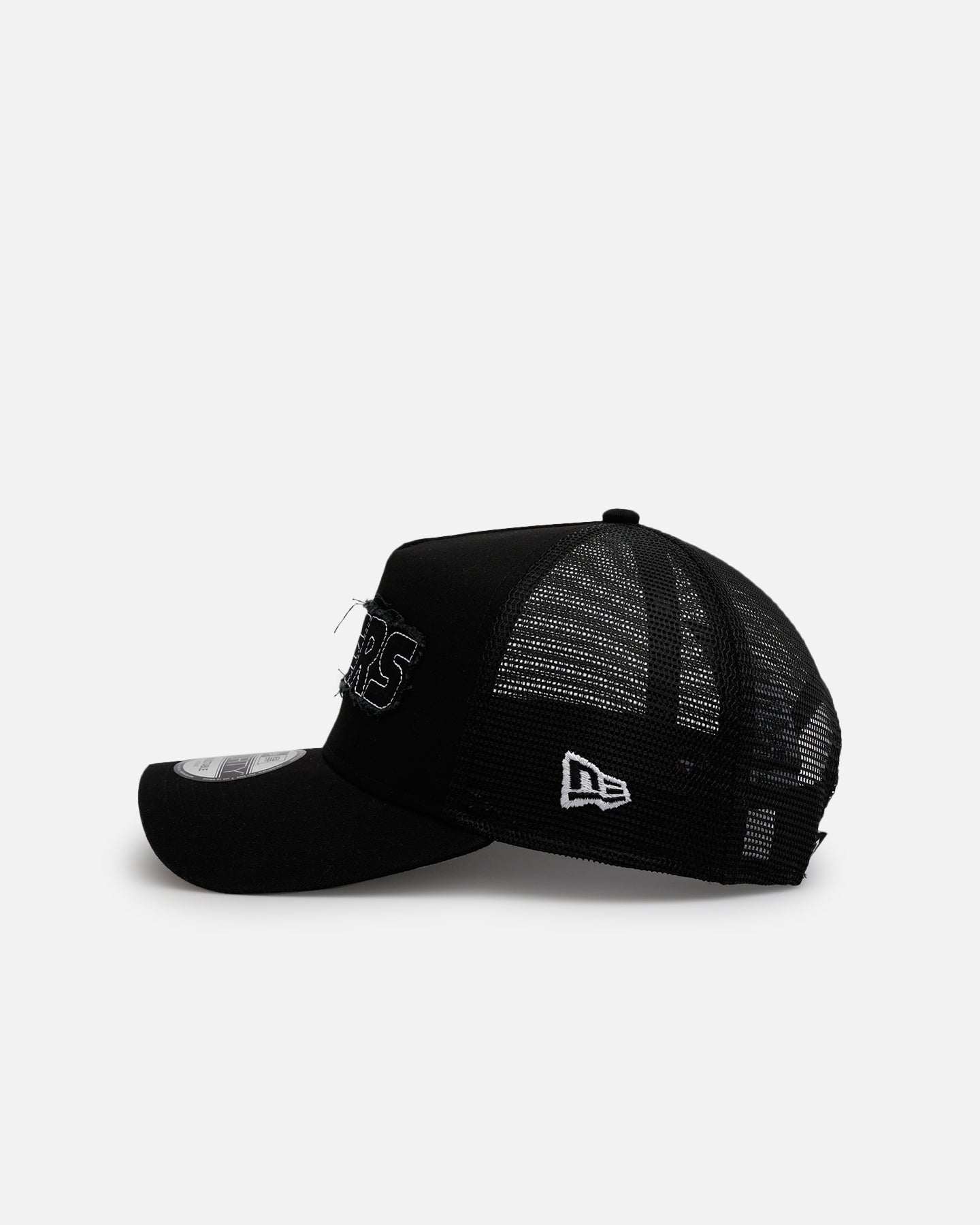 New Era Detroit Tigers 'Distressed' 9FORTY A-Frame Trucker Snapback Black/White