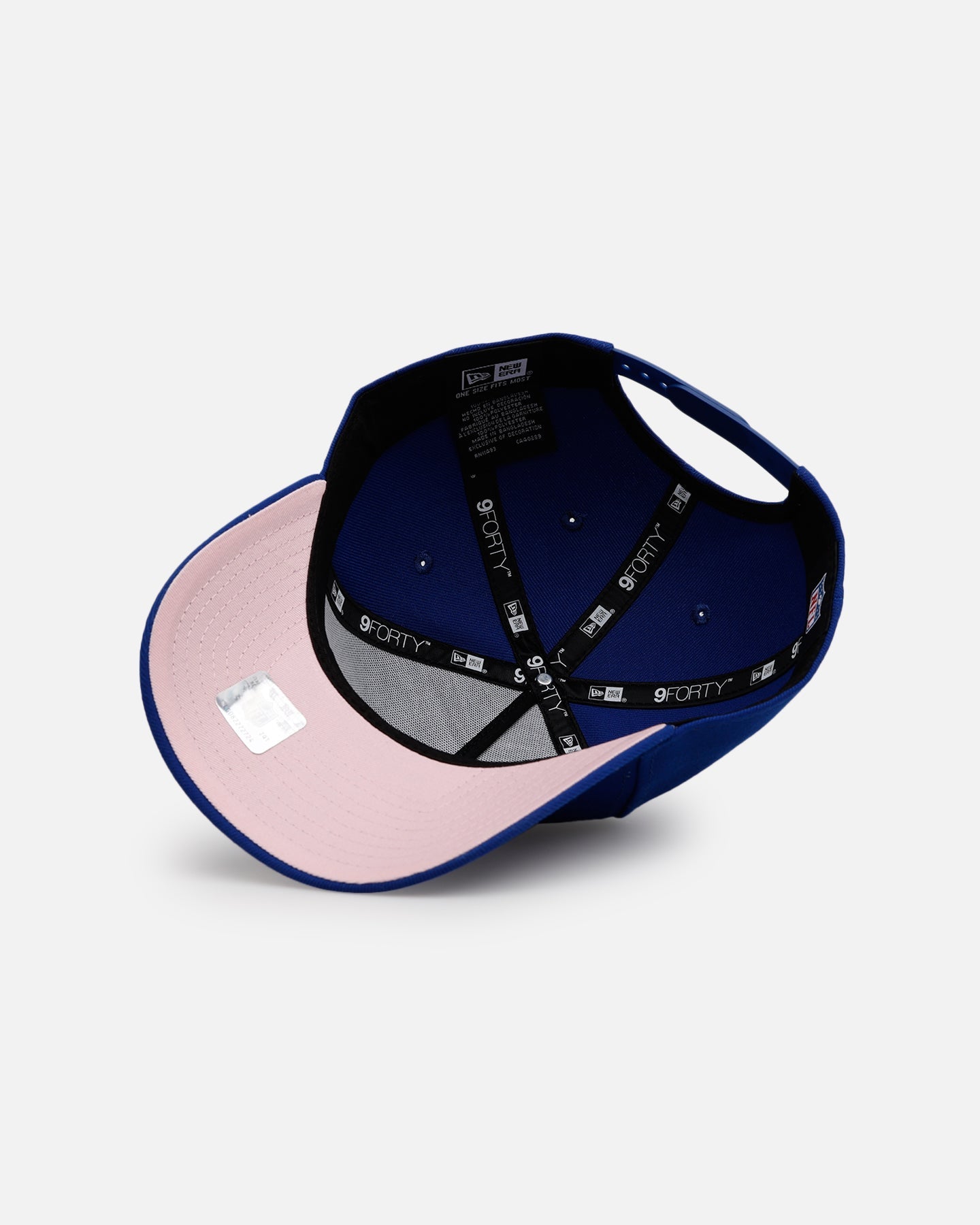 New Era New York Giants 'Team Color Hearts' 9FORTY A-Frame Snapback Official Team Color